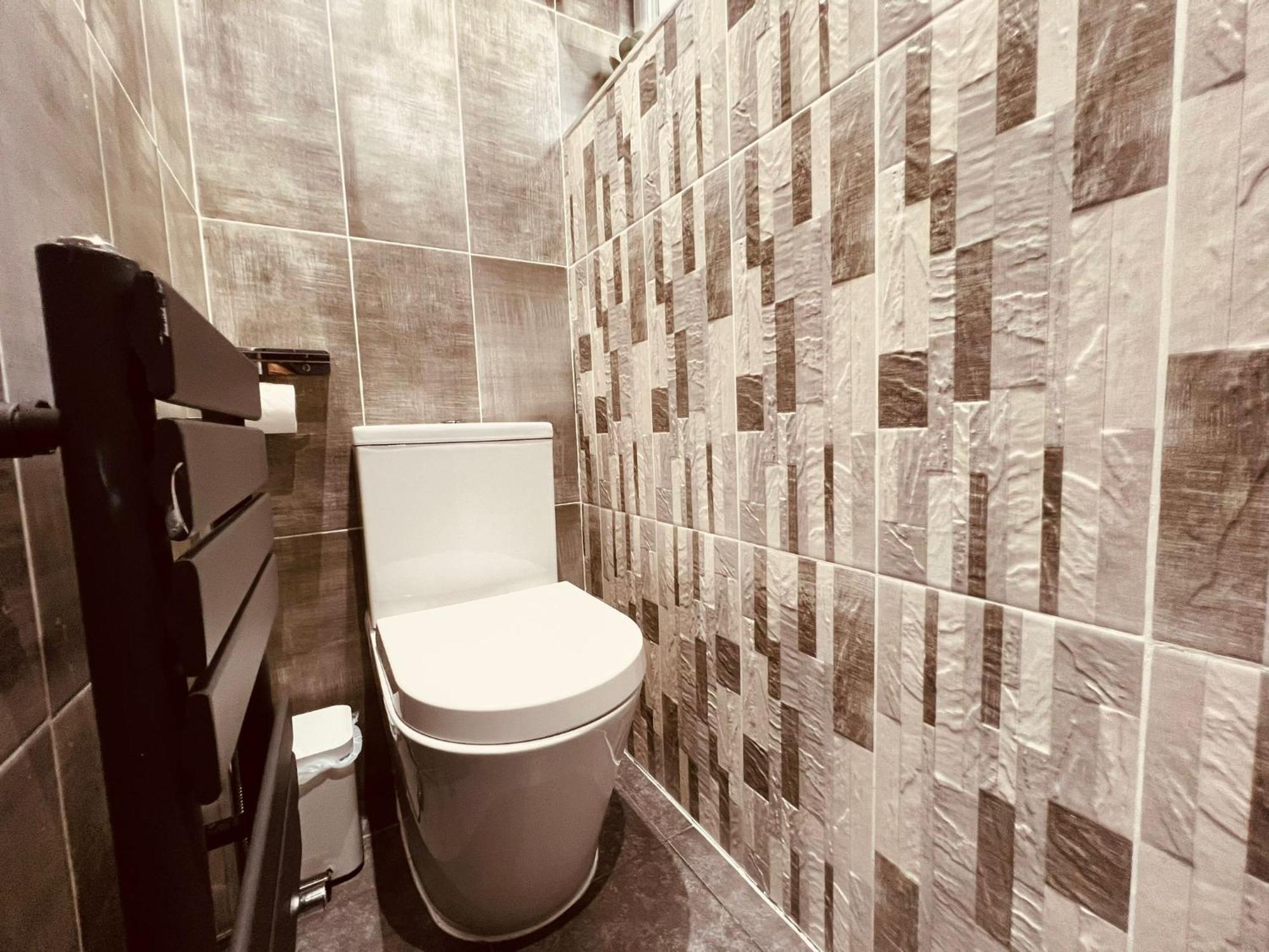 Modern Suites -5 Bedroom House- With Free Parking Birmingham City Dış mekan fotoğraf