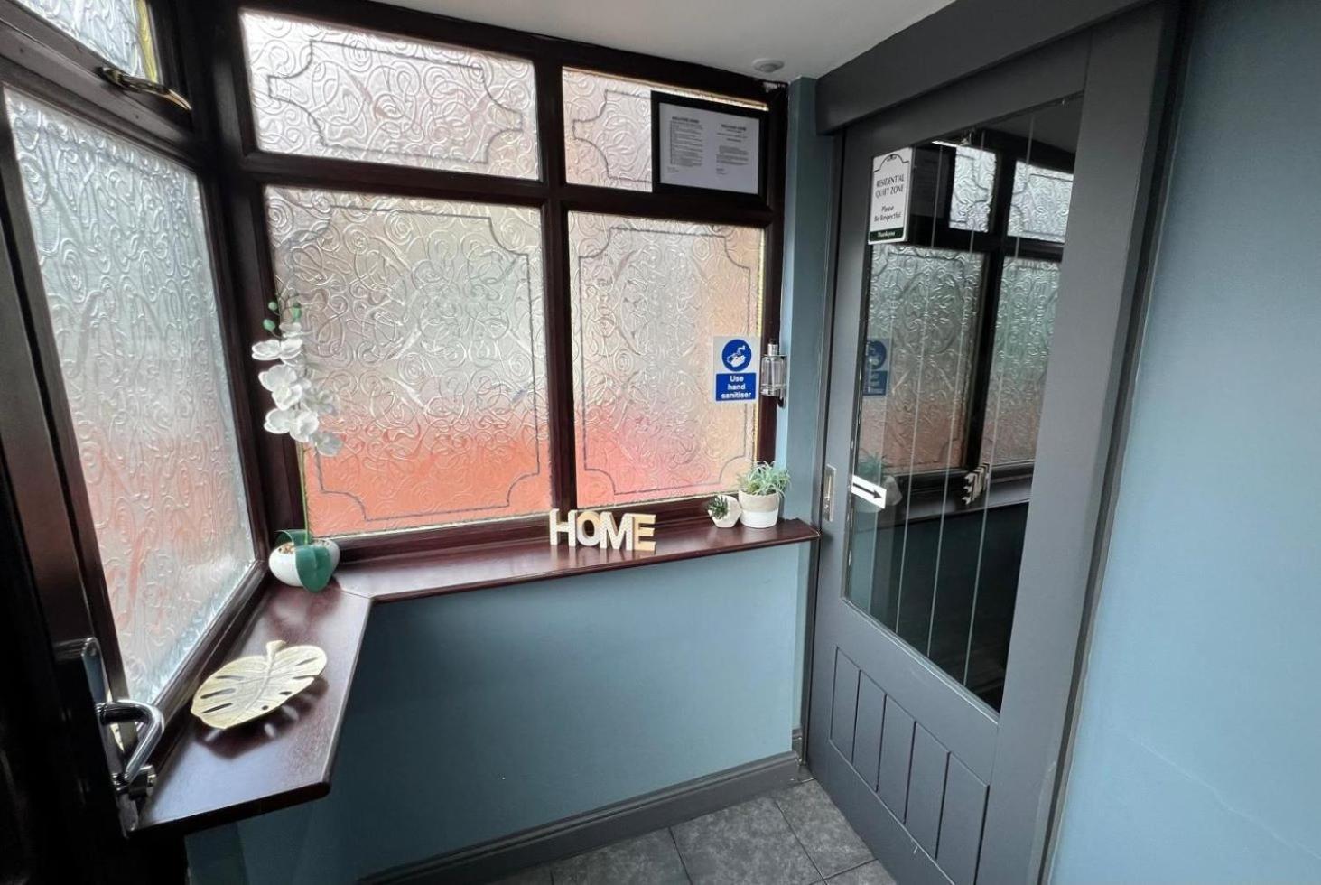 Modern Suites -5 Bedroom House- With Free Parking Birmingham City Dış mekan fotoğraf