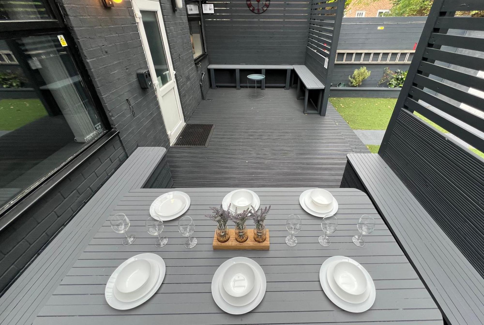 Modern Suites -5 Bedroom House- With Free Parking Birmingham City Dış mekan fotoğraf